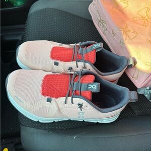 On cloud sneakers, size 5 youth